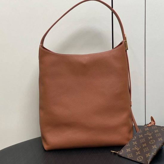 LV Low Key Hobo MM LV Low Key Hobo MM