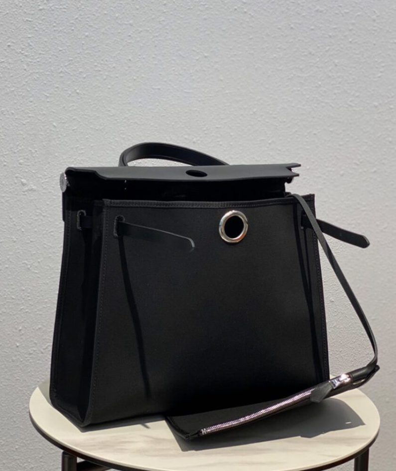 HERMES Herbag Zip 31 bag