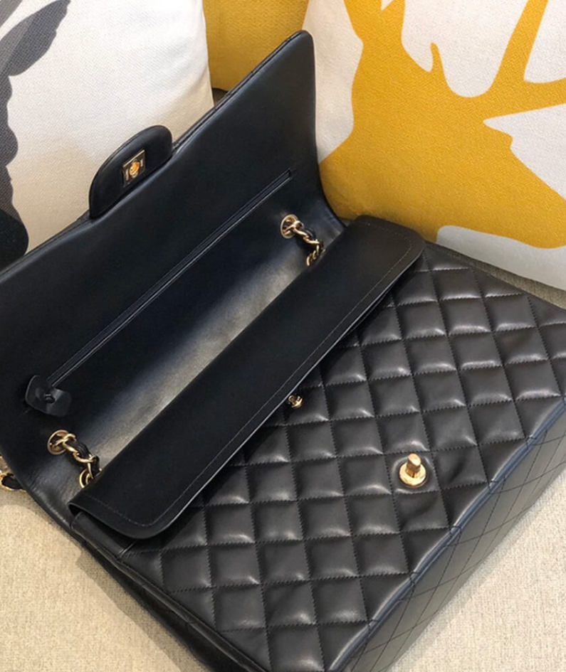 CHANEL Classic Maxi Handbag