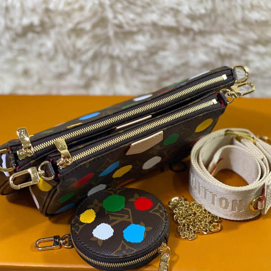 LV X YK MULTI POCHETTE ACCESSOIRES LV X YK MULTI POCHETTE ACCESSOIRES