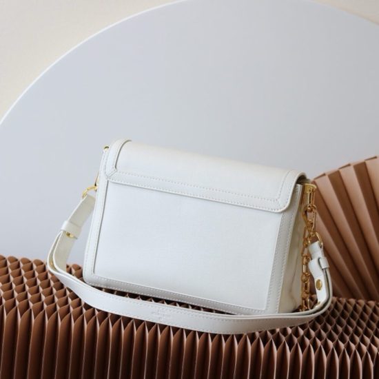 LV Dauphine Soft MM LV Dauphine Soft MM