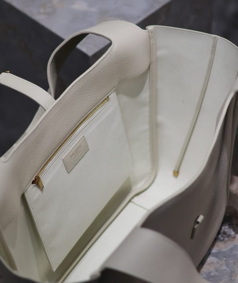 LE 5 A 7 BEA IN GRAINED LEATHER