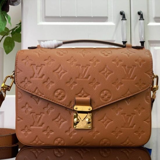 LV Pochette Metis(HIGH-END GRADE) LV Pochette Metis(HIGH-END GRADE)