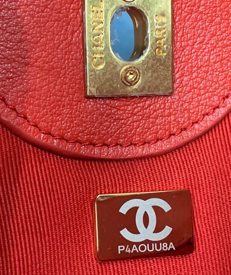 CHANEL HOBO HANDBAG