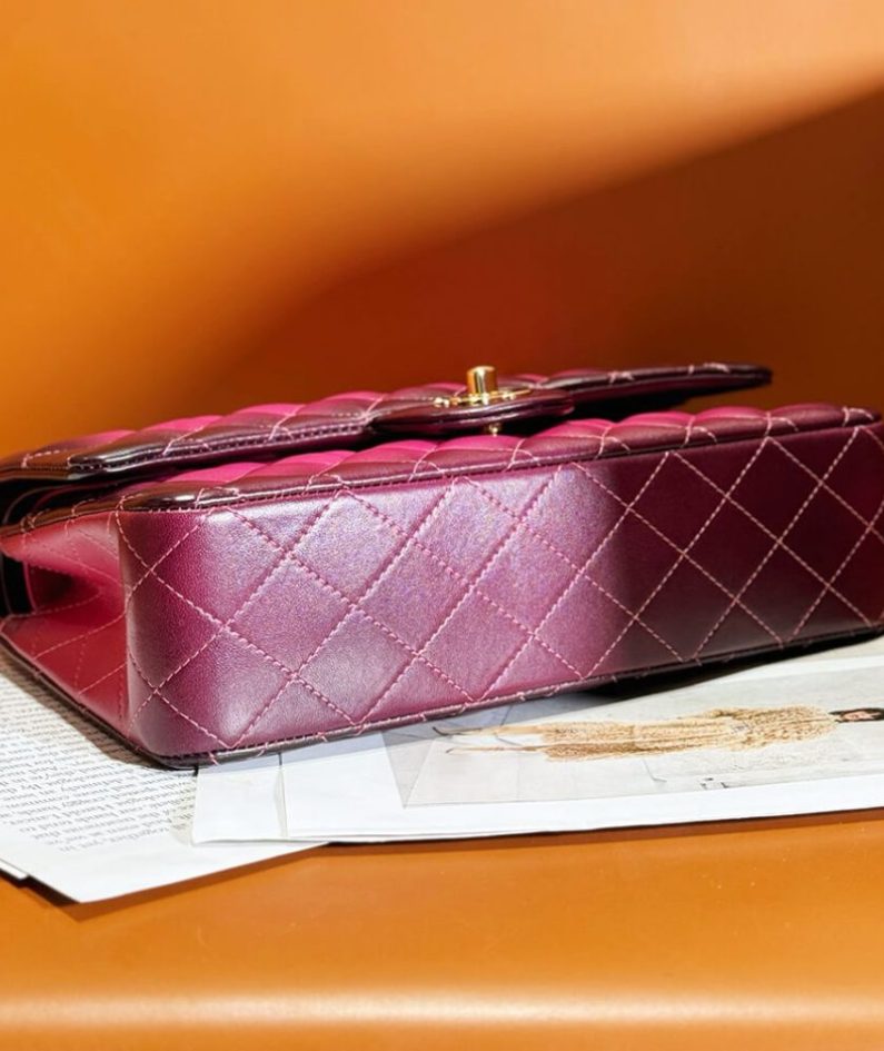 CHANEL CLASSIC 11.12 HANDBAG(high-end grade)