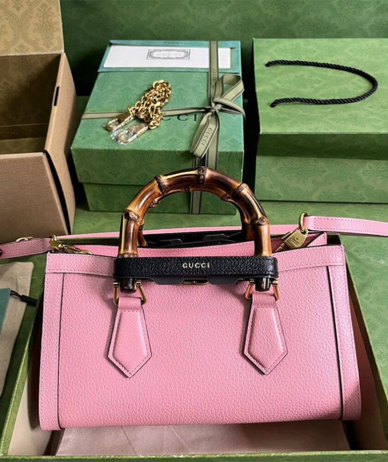 GUCCI DIANA SMALL SHOULDER BAG