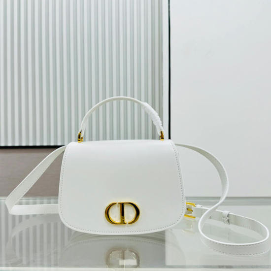 Medium 30 Montaigne Avenue Top Handle Bag