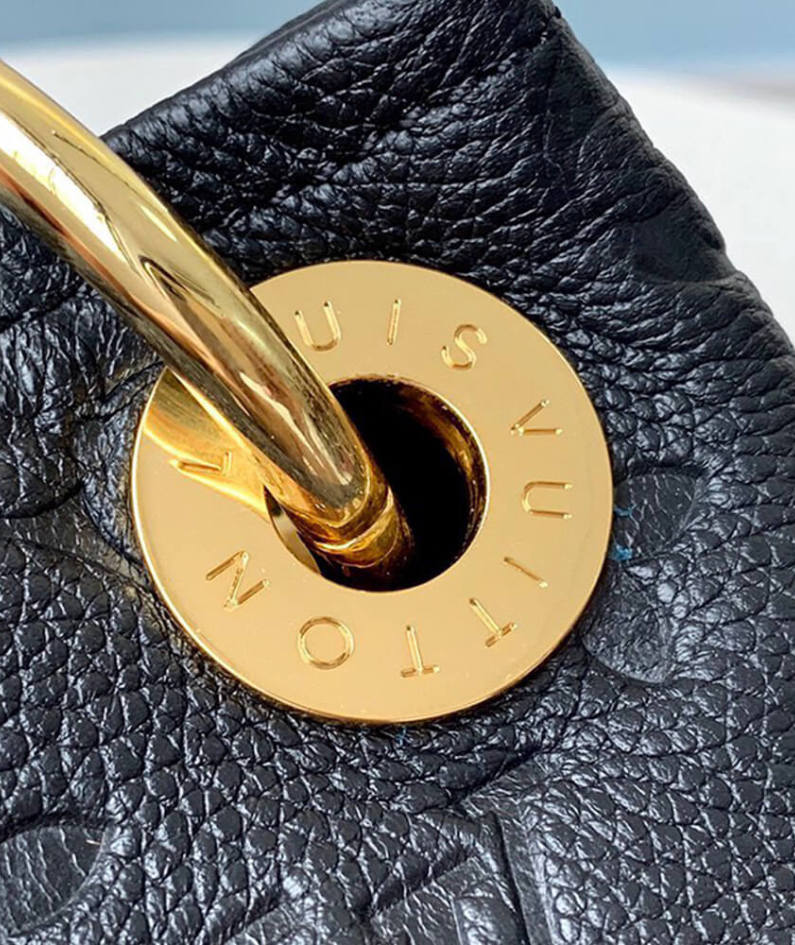 Louis Vuitton ARTSY MM