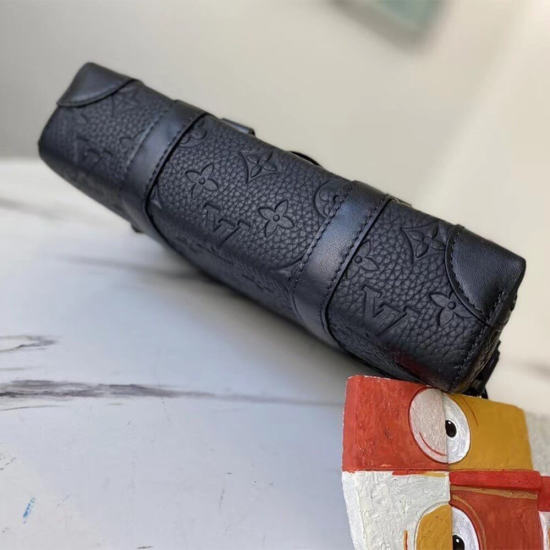 TRUNK MESSENGER