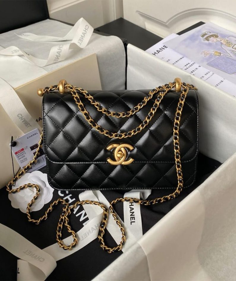 CHANEL SMALL FLAP