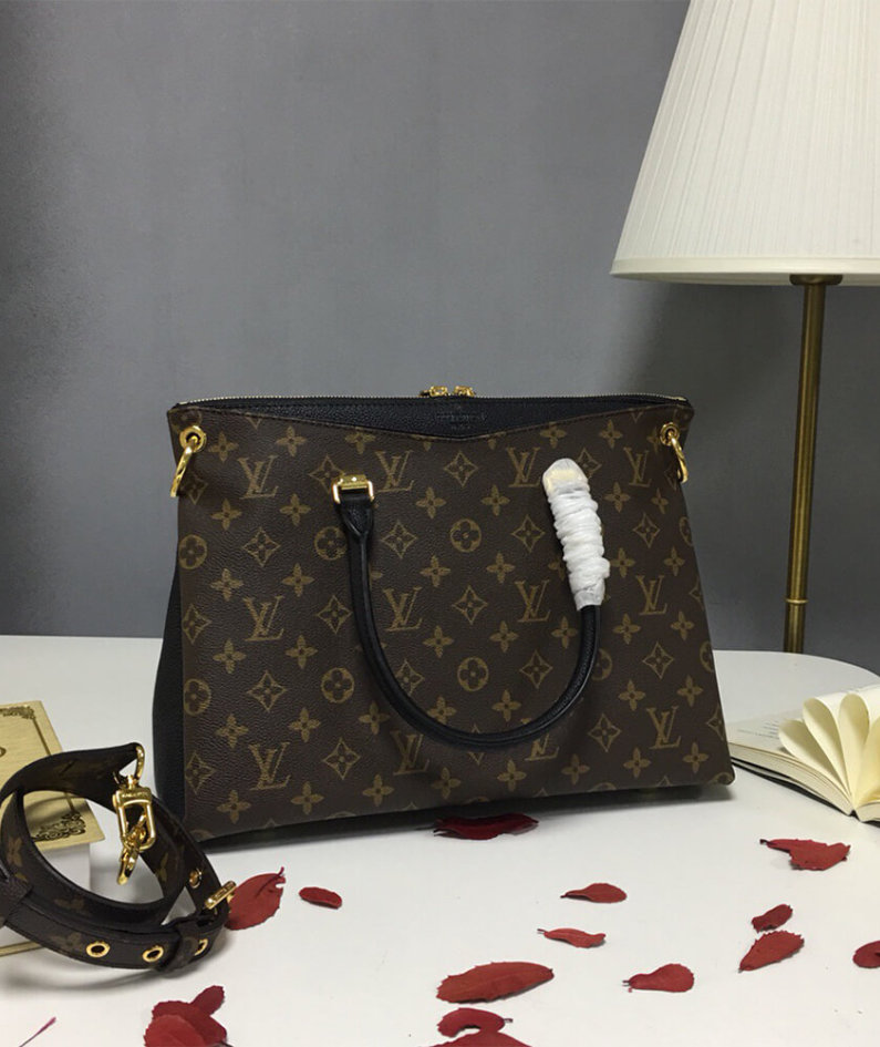 Louis Vuitton PALLAS MM