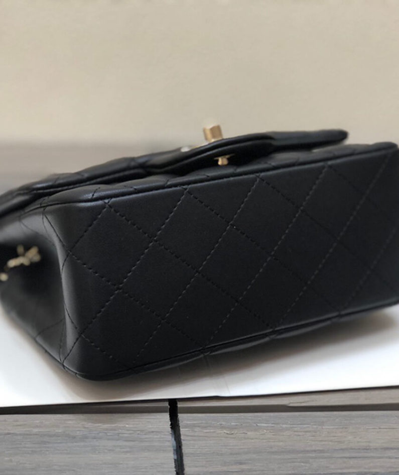 Chanel MINI FLAP BAG