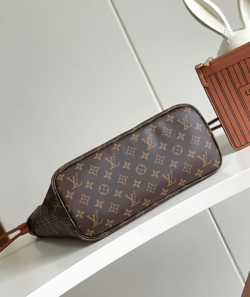 LV Neverfull Inside Out MM