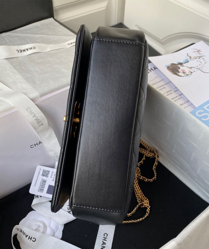 CHANEL FLAP BAG