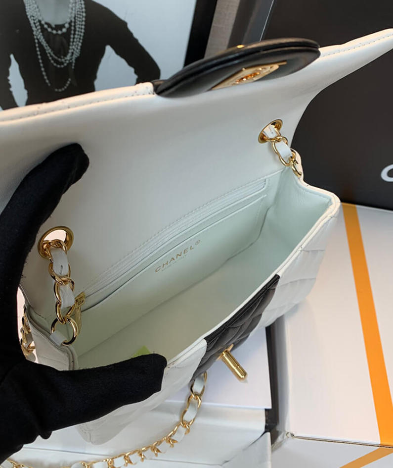 CHANEL MINI FLAP BAG
