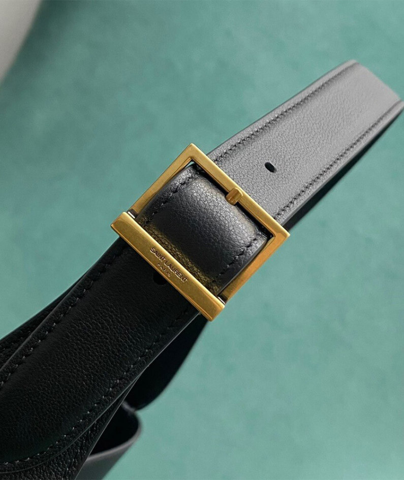 LE 5 à 7 SOFT SMALL IN SMOOTH LEATHER