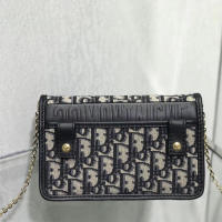 2-IN-1 30 MONTAIGNE POUCH