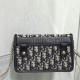 2-IN-1 30 MONTAIGNE POUCH