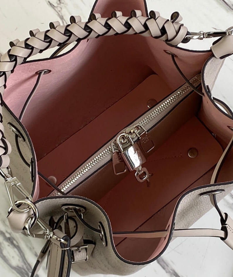 LV MURIA BAG