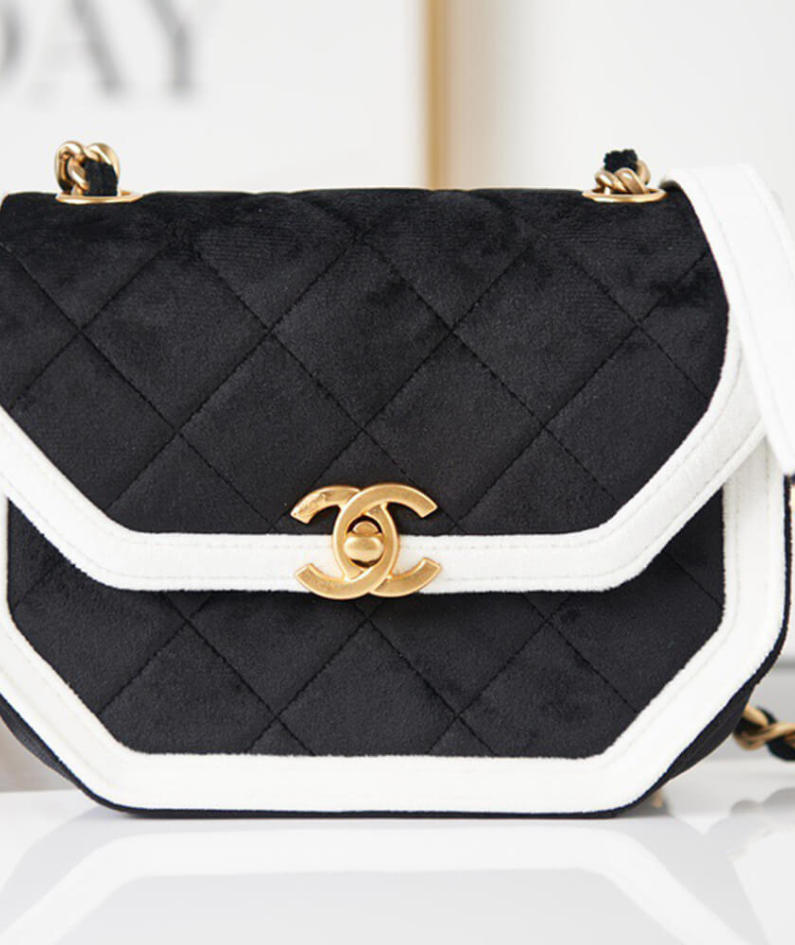 MINI FLAP BAG