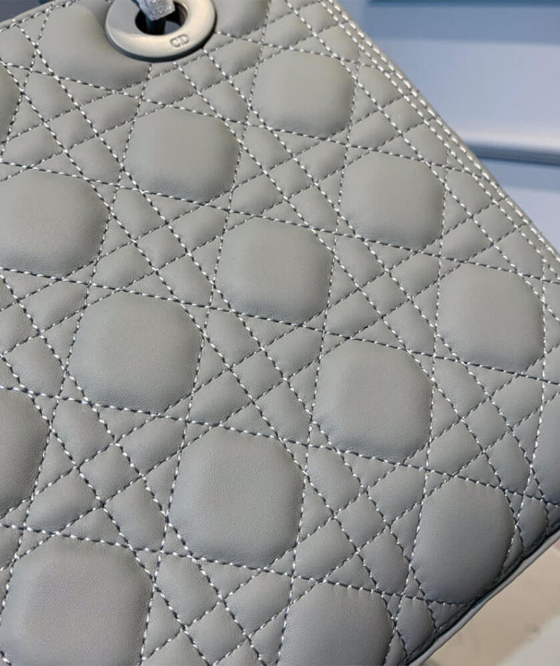 DIOR MEDIUM LADY DIOR BAG