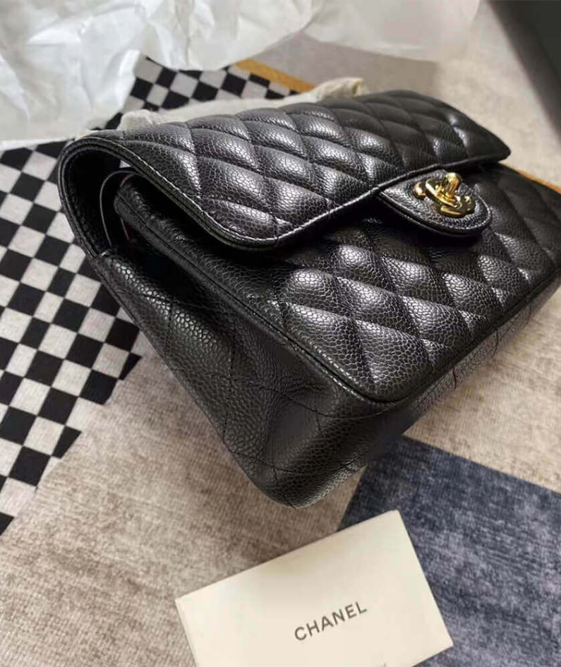 CHANEL Classic Flap Handbag CHANEL Classic Flap Handbag