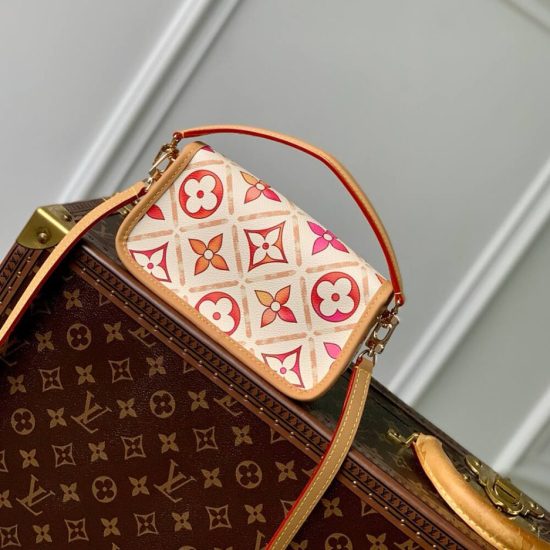 LV Nano Diane