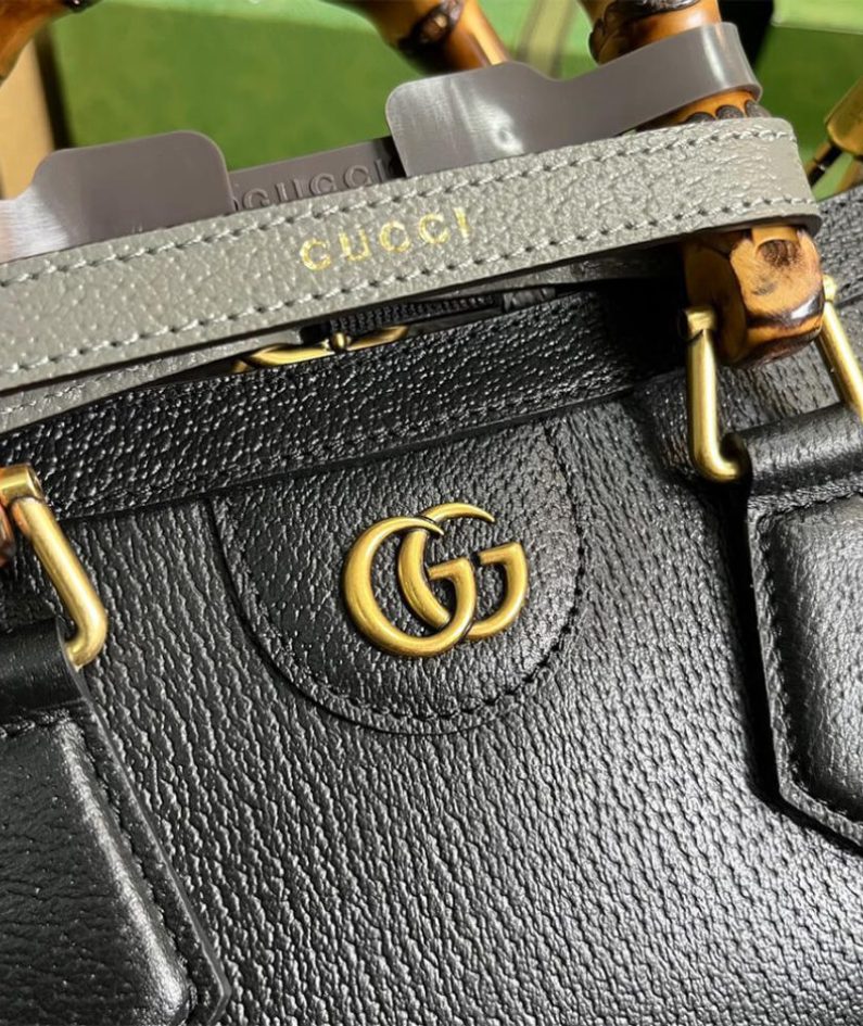 GUCCI DIANA SMALL SHOULDER BAG