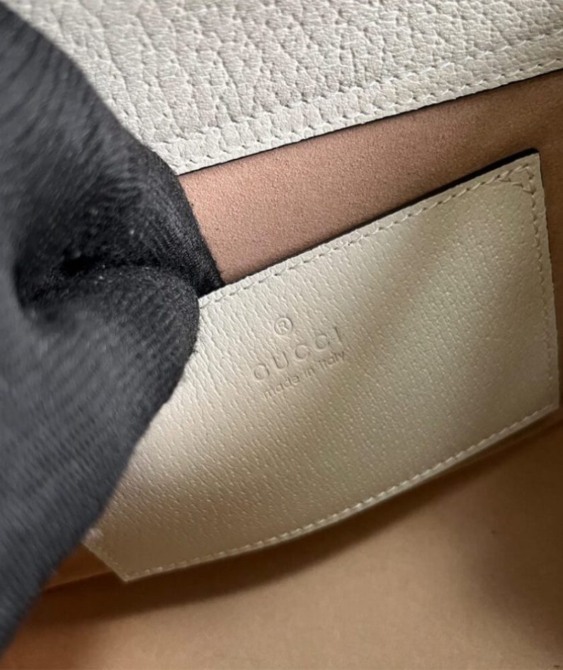 GUCCI DIANA SMALL SHOULDER BAG
