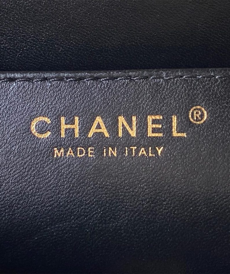 CHANEL 24C