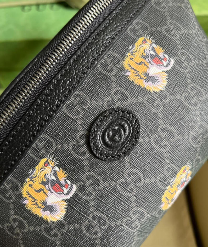 GG belt bag with tiger print