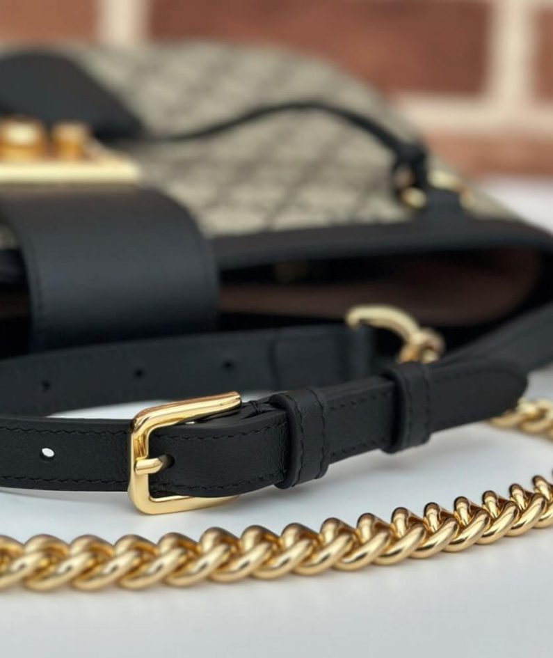 GUCCI PADLOCK GG MEDIUM SHOULDER BAG