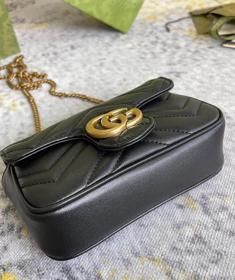 GG Marmont matelasse leather super mini bag