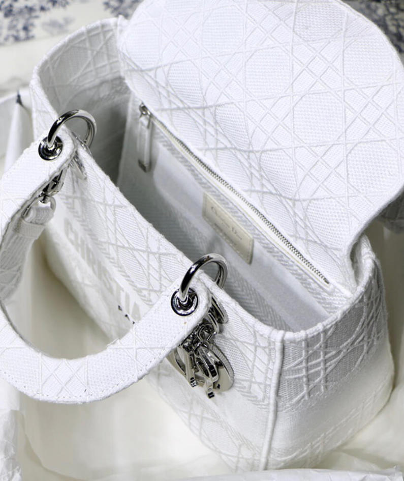 DIOR MEDIUM LADY D-LITE BAG