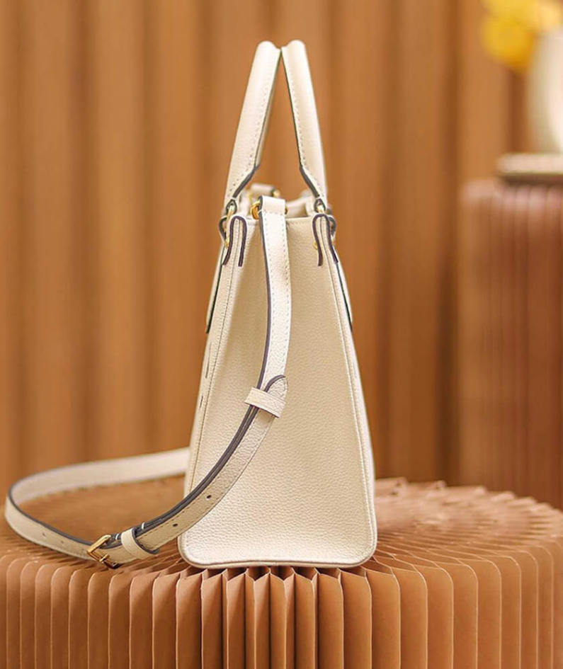 Louis Vuitton ONTHEGO PM