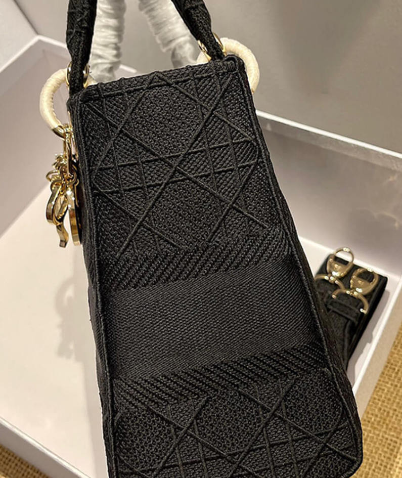DIOR MEDIUM LADY D-LITE BAG