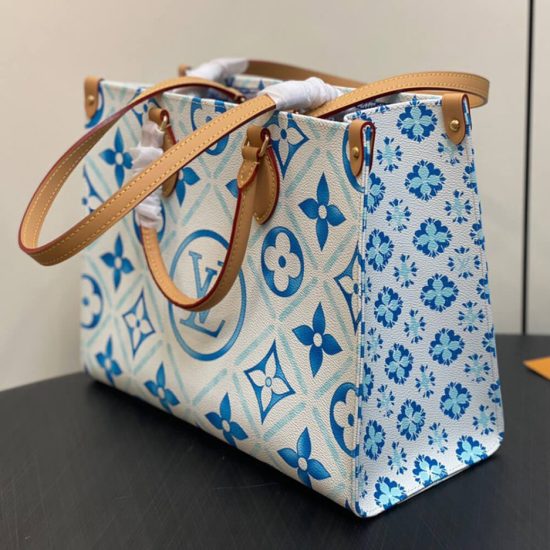 LV OnTheGo MM LV OnTheGo MM