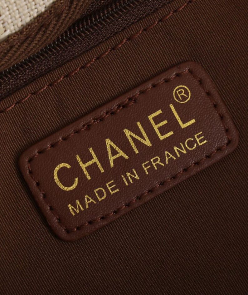 CHANEL Woven Straw Raffia Striped Medium Deauville Tote