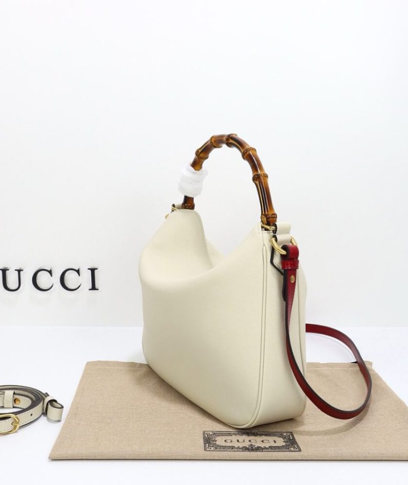 GUCCI DIANA MEDIUM SHOULDER BAG