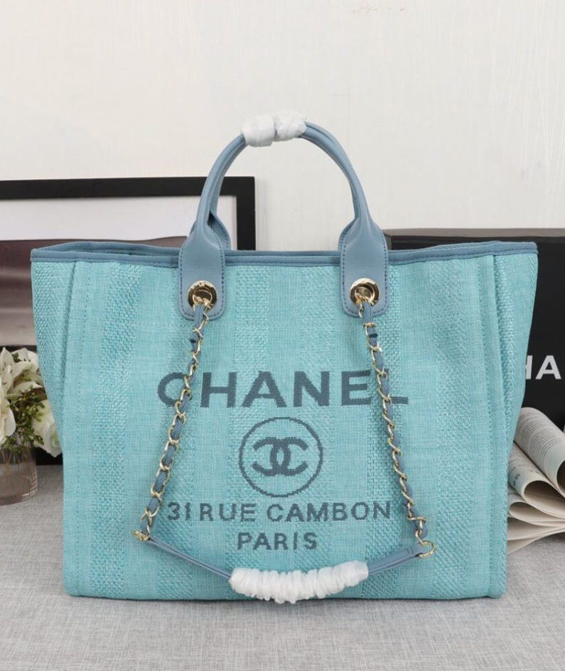 CHANEL Woven Straw Raffia Striped Medium Deauville Tote