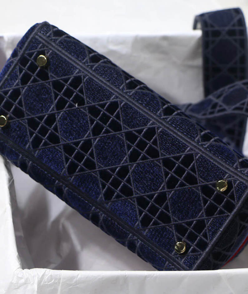 DIOR MEDIUM LADY D-LITE BAG