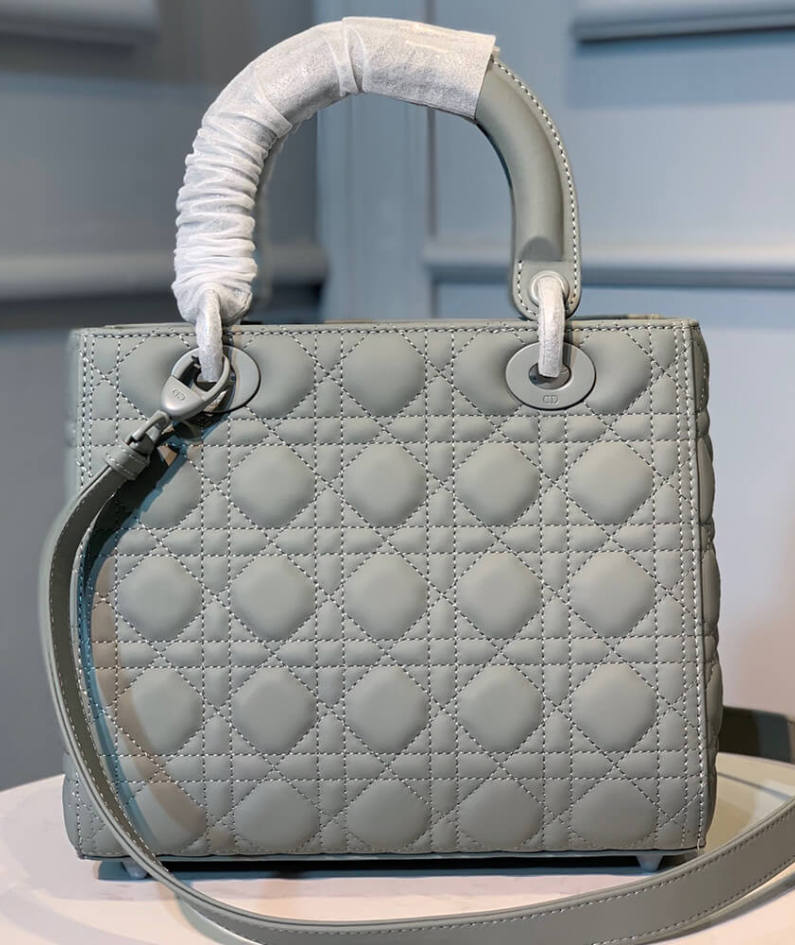 DIOR MEDIUM LADY DIOR BAG