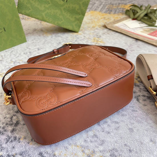 GG Matelassé small bag