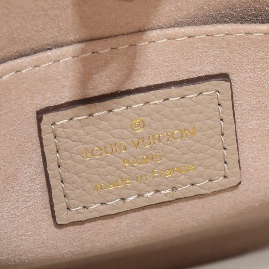 LV OnTheGo BB LV OnTheGo BB