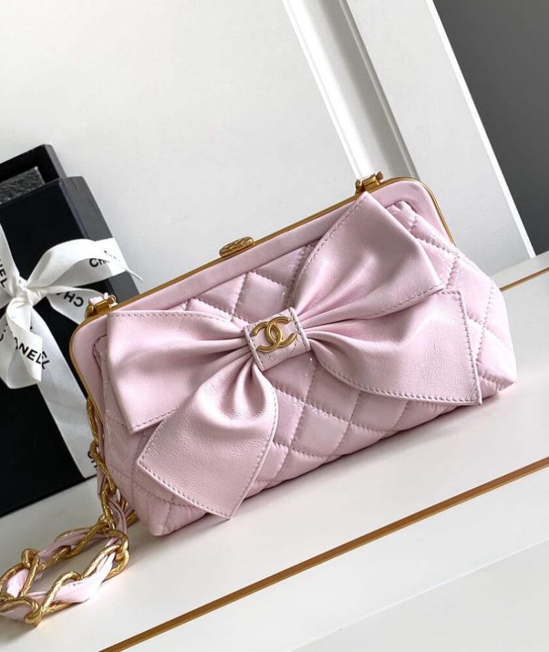 CHANEL Large Clutch With Chain(high-end grade)