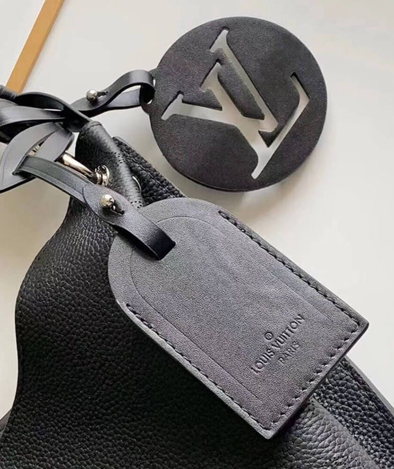 Louis Vuitton CARMEL