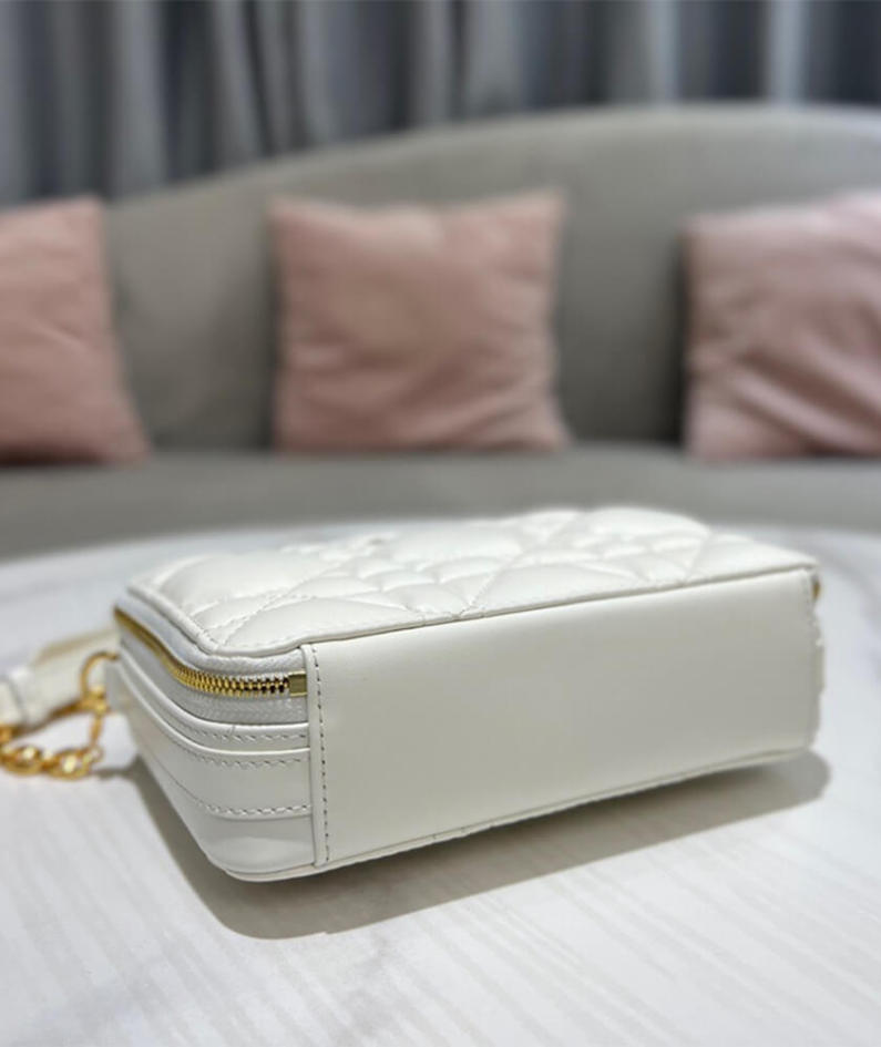 DIOR CARO BOX BAG WITH CHAIN