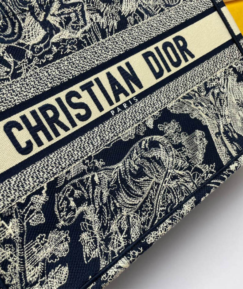 SMALL DIORAMOUR DIOR BOOK TOTE