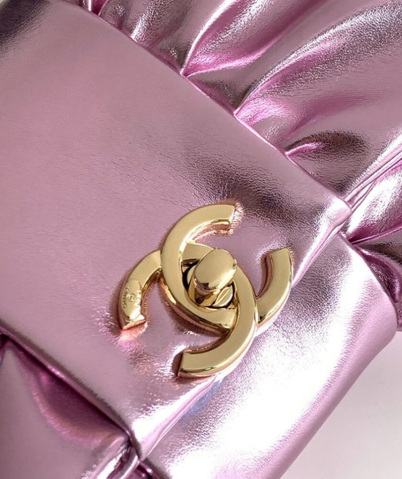CHANEL Clutch