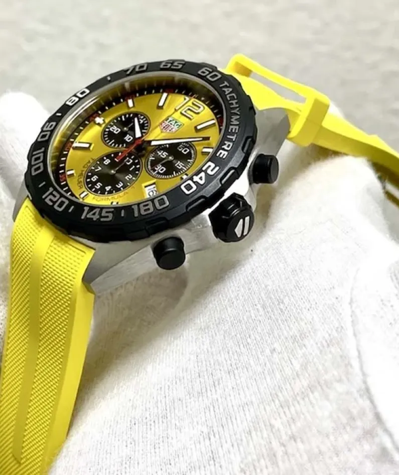 TAG HEUER FORMULA 1 Quartz Chronograph - Diameter 43 mm CAZ101AM.FT8054
